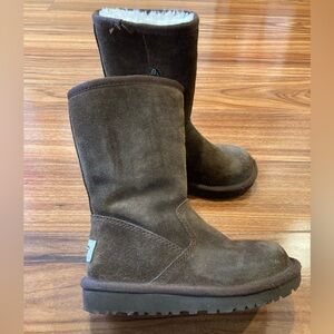 UGG Lil Sunshine Sheepskin Water Resistant Suede Boots # 5948 Brown SZ 10C